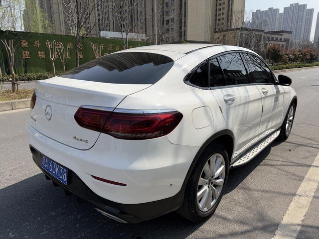 Mercedes-Benz GLC Coupe 2021 GLC 260 4MATIC Coupe Внедорожник – фото 9