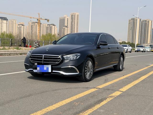 Mercedes-Benz E-Class 2023 E 300 L Fashion Sedan – фото 1
