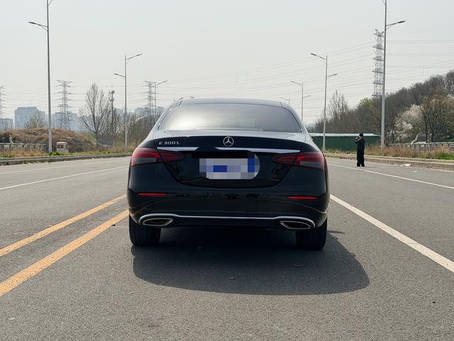Mercedes-Benz E-Class 2023 E 300 L Fashion Sedan – фото 6