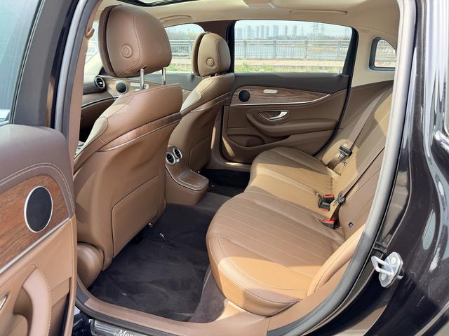 Mercedes-Benz E-Class 2023 E 300 L Fashion Sedan – фото 8