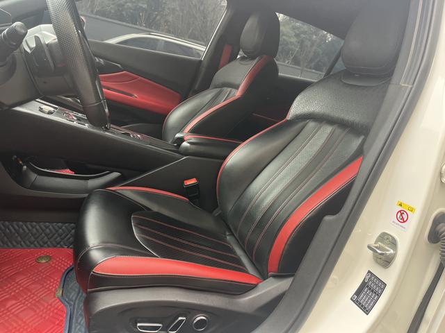 Qoros 3 2016 Sedan 1.6T Automatic Chic – фото 4