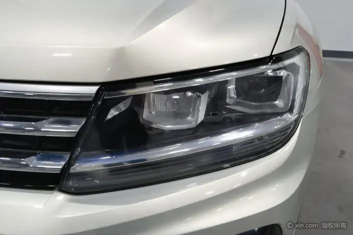 Volkswagen Tiguan L 2021 Model 330TSI Automatic 2WD R-Line Enjoy the version more – фото 7