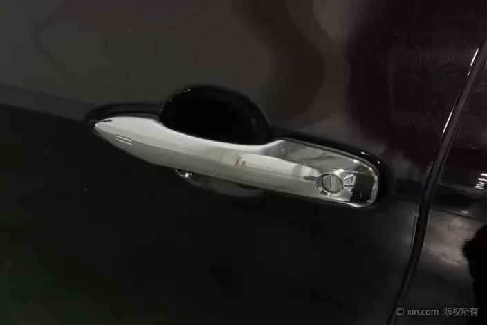 Toyota Avalon 2021 Model 2.5L Deluxe Edition – фото 8