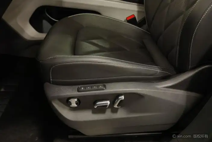 Volkswagen Teramont 2024 Model 380TSI 4WD Respect Deluxe Edition – фото 19