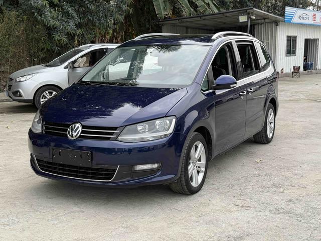 Volkswagen Sharan Модель 2018 года 380TSI Com f ort 7 seat – фото 1