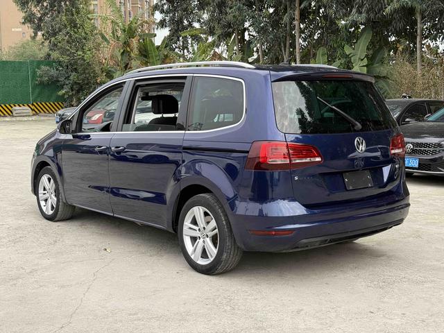 Volkswagen Sharan Модель 2018 года 380TSI Com f ort 7 seat – фото 7