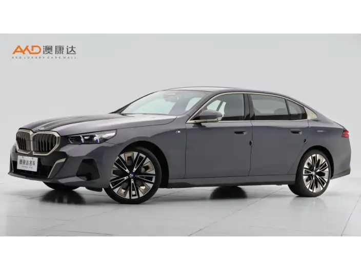 BMW 5 Series 2024 Model 530Li Exclusive Model M Sports Set – фото 1