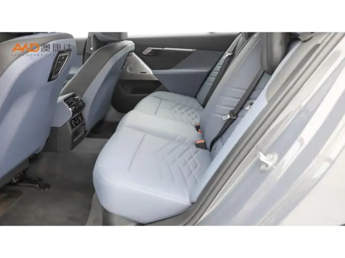 BMW 5 Series 2024 Model 530Li Exclusive Model M Sports Set – фото 9