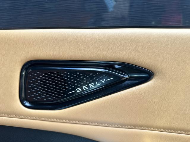 Geely Galaxy L7 2024 1.5T DHT 115km PLUS Longteng Edition – фото 21