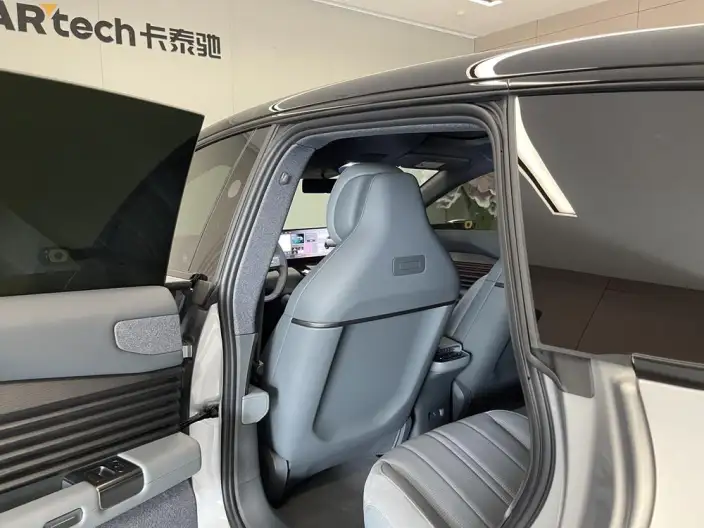 AUDI E5 Sportback 2026 Model Pioneer quattro Model – фото 23