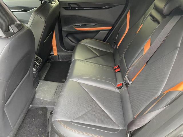 Changan UNI-V 2022 1.5T Sport – фото 4