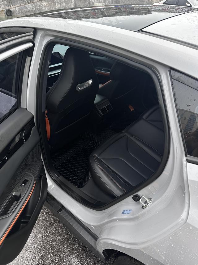 Changan UNI-V 2023 1.5T Premium Enjoy – фото 4