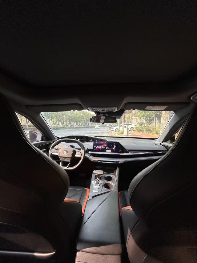 Changan UNI-V 2023 1.5T Premium Enjoy – фото 10