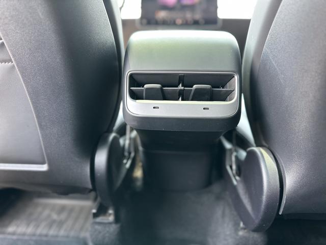 Tesla Model Y 2024 RWD – фото 13