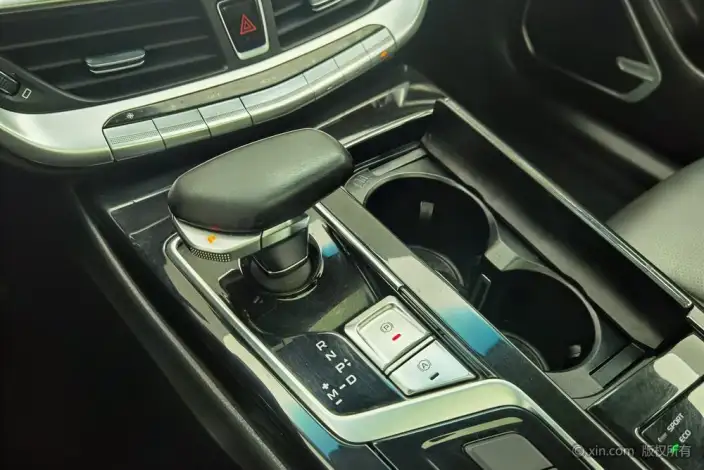Geely Borui 2021 Model 1.8T Pilot Edition + – фото 16