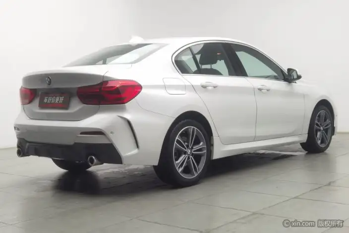 BMW 1 Series 2021 Model 120i M Sports Edition – фото 4