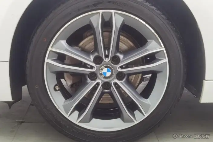 BMW 1 Series 2021 Model 120i M Sports Edition – фото 8