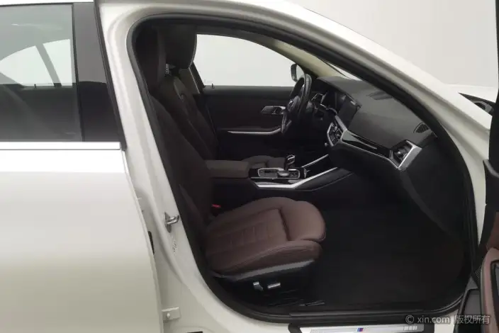BMW 3 Series 2020 Model 320Li M Sports Set – фото 19