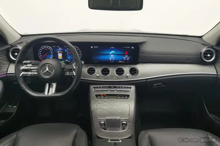 Mercedes-Benz E-Class PHEV 2021 Model E 350 e L Sports sedan – фото 12