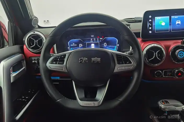 BAIC BJ40 2023 Model 2.0T Automatic 4WD City Hunter Edition Warrior Model – фото 12