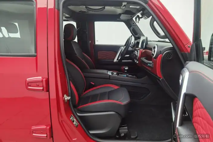 BAIC BJ40 2023 Model 2.0T Automatic 4WD City Hunter Edition Warrior Model – фото 23