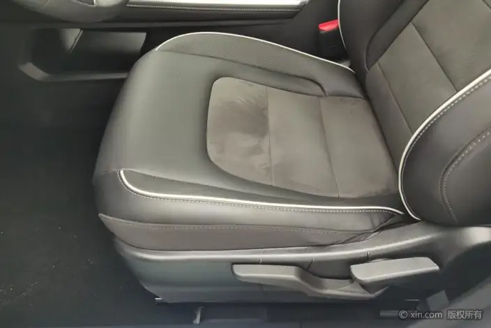 Haval H6 2023 Model Guo Trendy Edition 1.5T Automatic Urban Edition – фото 18