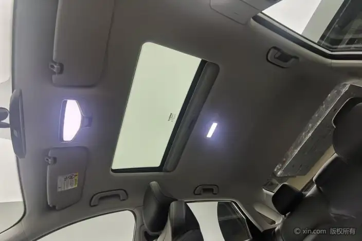 Geely Emgrand 2022 Model No. 4 Gen 1.5L CVT Noble Model – фото 21