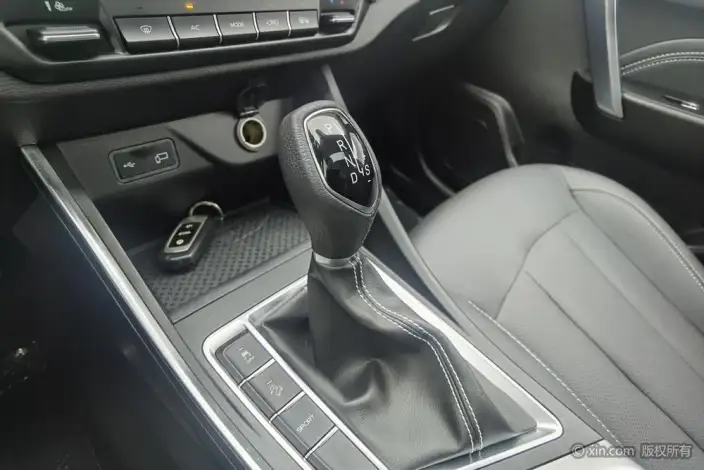 Geely Vision X3 2020 Model 1.5L CVT Noble Model – фото 17