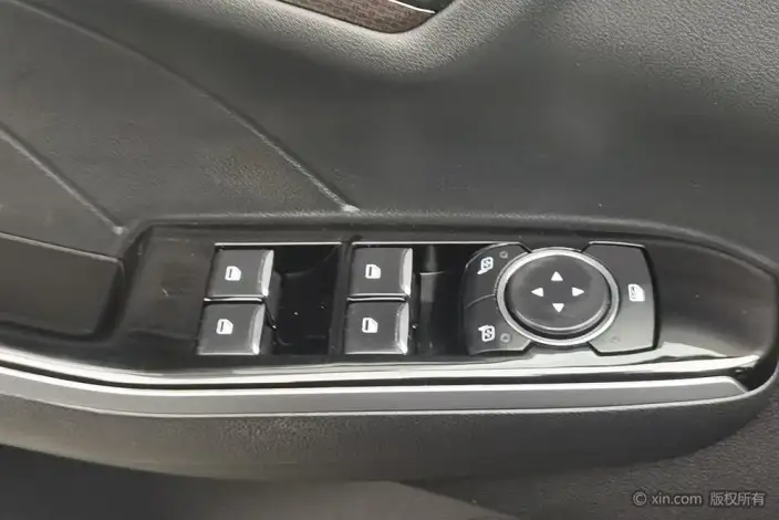 Ford Escape 2020 Model EcoBoost 245 2WD Shine Xiang Model – фото 19