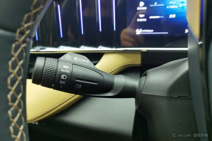 Geely Boyue L 2023 Model 2.0TD DCT Noble Model – фото 15