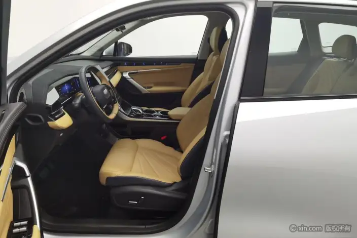 Geely Boyue L 2023 Model 2.0TD DCT Noble Model – фото 17