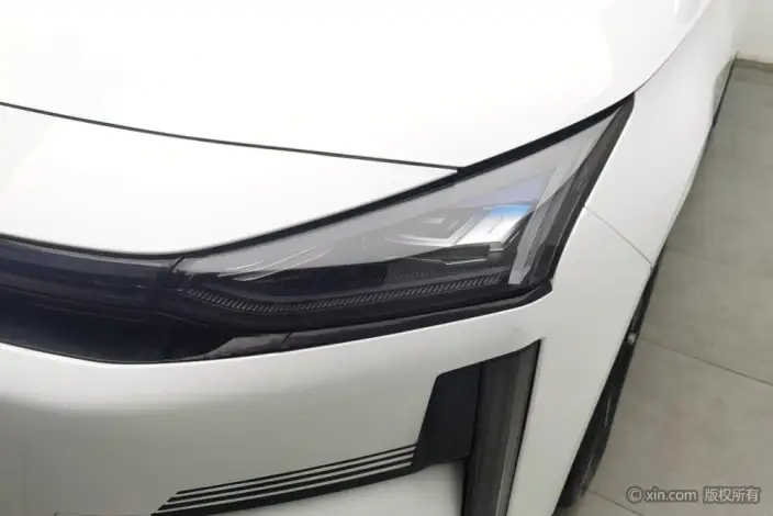 Geely Galaxy L6 2023 Model 1.5T DHT 125km MAX – фото 7