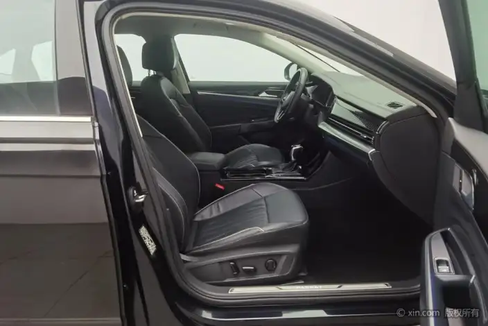 Volkswagen Passat 2023 Model Facelift 330TSI Starry sky Deluxe Edition – фото 24