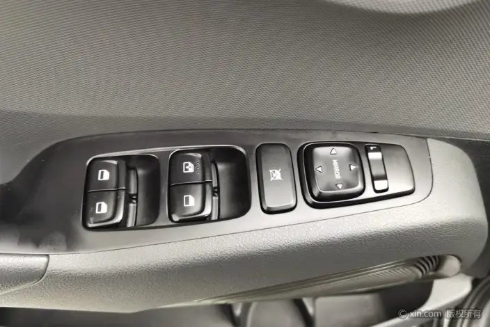Hyundai ix35 2021 Model 2.0L Automatic 2WD Leading version GLS – фото 22