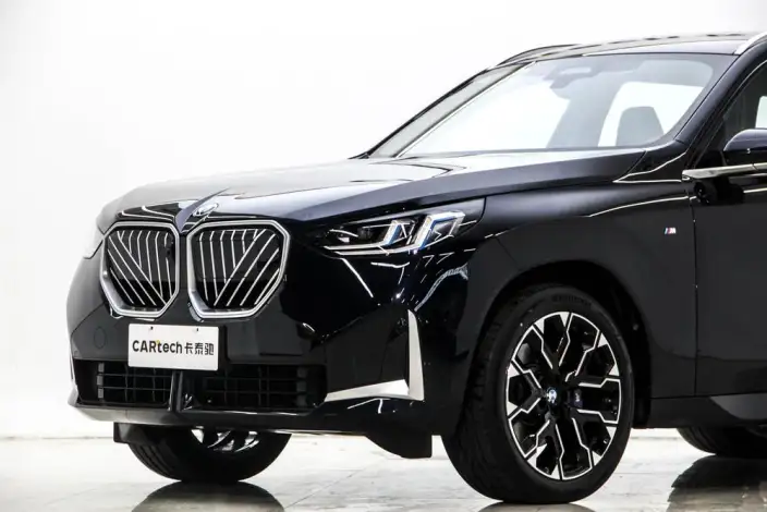 BMW X3 2025 Model xDrive30L Exclusive Model M Sports Night Set – фото 9