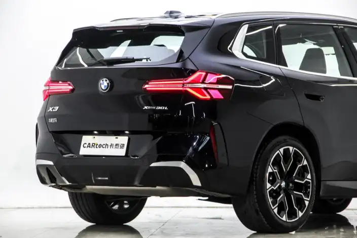 BMW X3 2025 Model xDrive30L Exclusive Model M Sports Night Set – фото 10