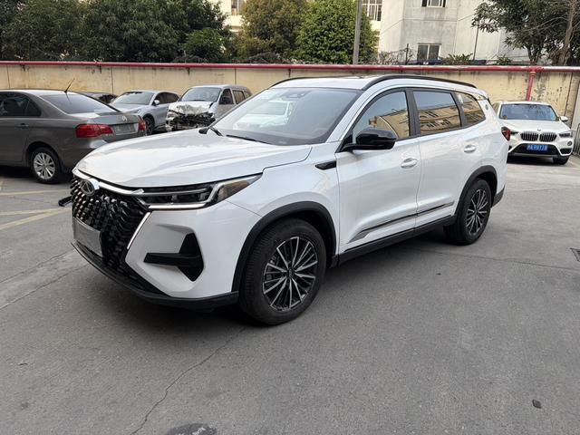 Chery Tiggo 8 PRO 2022 290T 2WD Deep Space 5-Seater
