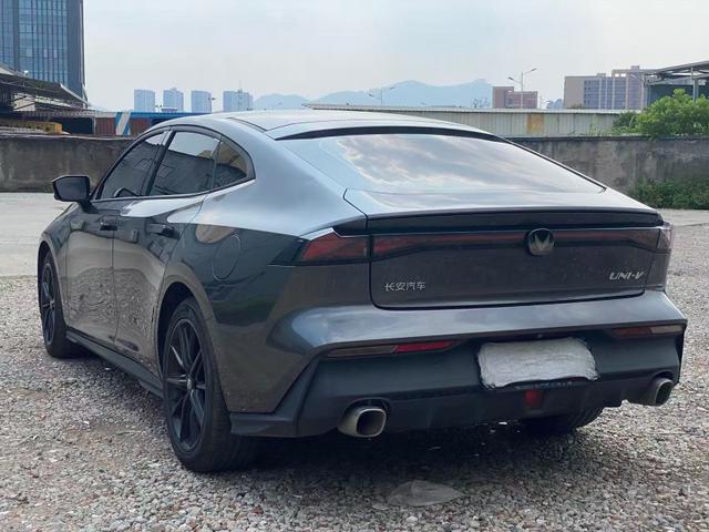 Changan UNI-V 2022 1.5T Excellence – фото 7