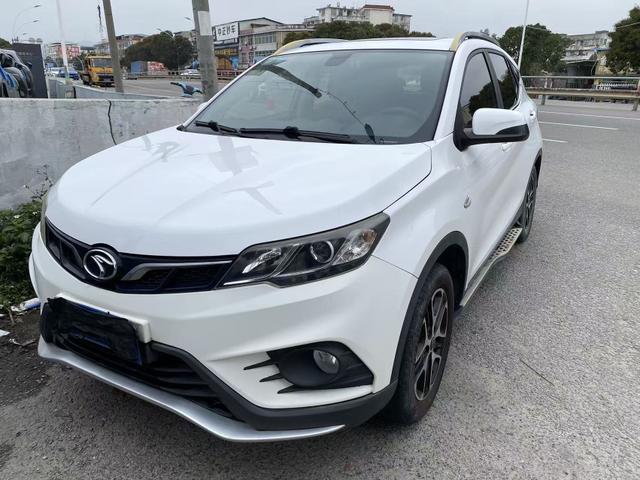 Soueast DX3 2016 модификация 1.5T CVT Luxury