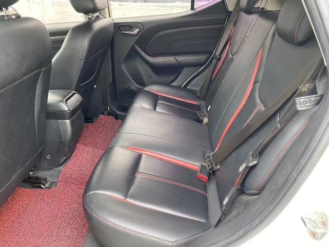 Soueast DX3 2016 модификация 1.5T CVT Luxury