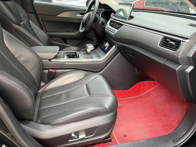 Hongqi H5 Classic 2022 1.8T Automatic Smartlink Flag Edition – фото 5