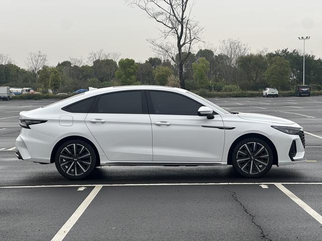 Chery Arrizo 8 2023 High Energy Edition 2.0T DCT Imperial – фото 5