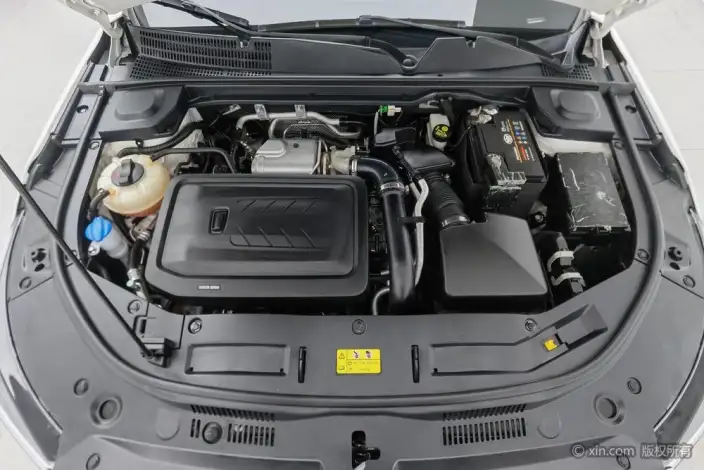 BESTUNE B70 2023 Model Third generation 1.5T Automatic Changxiang Edition Model – фото 5