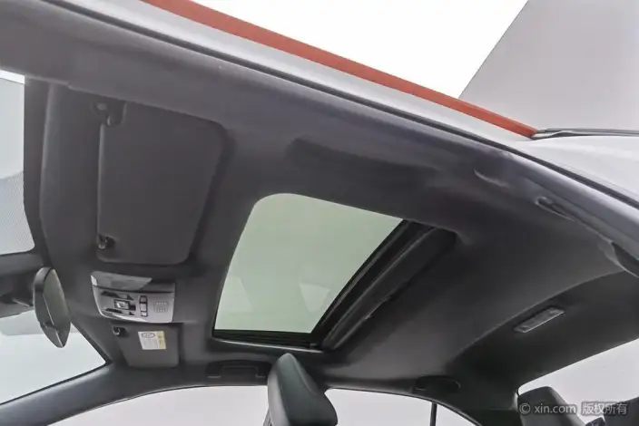 Toyota Levin 2022 Model Hybrid 1.8H E-CVT Sports Edition – фото 20