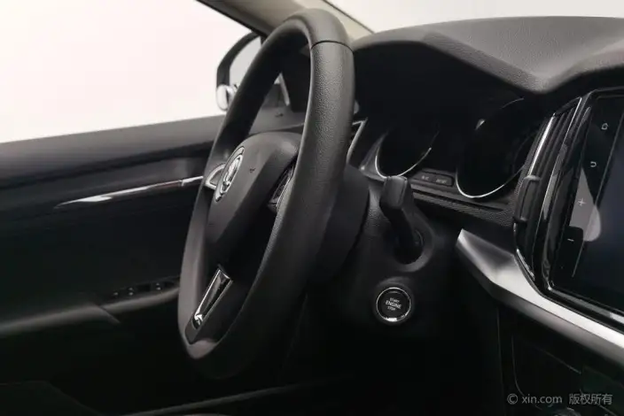 Skoda Kamiq 2024 Model 1.5L Automatic Comfort Edition – фото 8