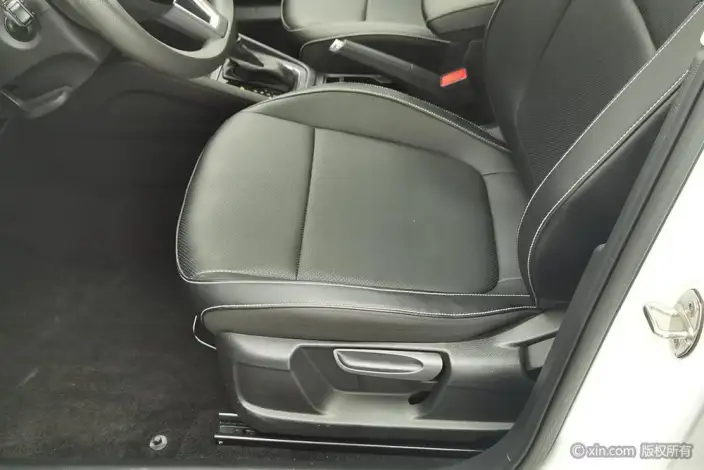 Skoda Kamiq 2024 Model 1.5L Automatic Comfort Edition – фото 18