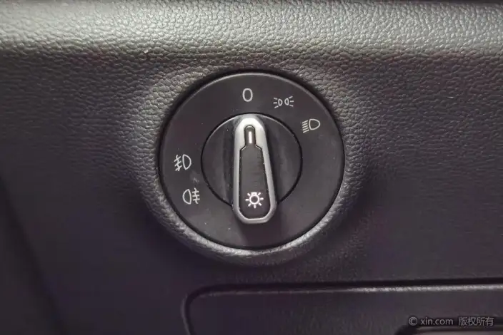 Volkswagen Sagitar 2020 Model 200TSI DSG Comfort Model China VI – фото 15