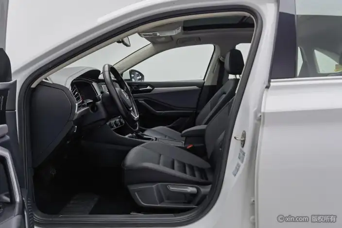 Volkswagen Sagitar 2020 Model 200TSI DSG Comfort Model China VI – фото 17