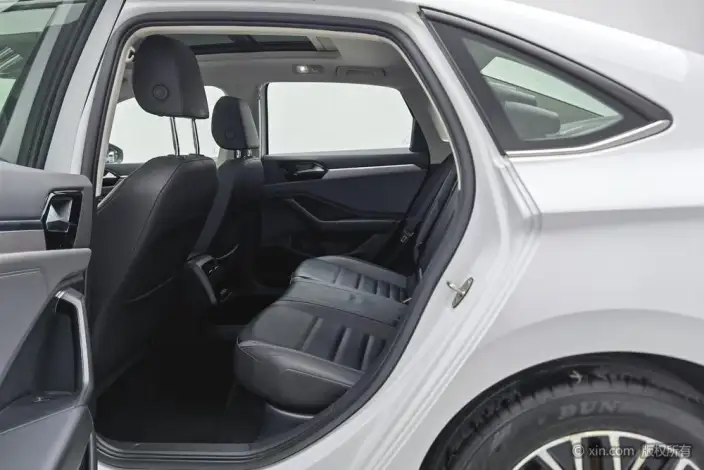 Volkswagen Sagitar 2020 Model 200TSI DSG Comfort Model China VI – фото 19