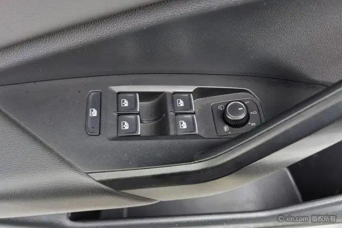 Volkswagen Sagitar 2020 Model 200TSI DSG Comfort Model China VI – фото 22